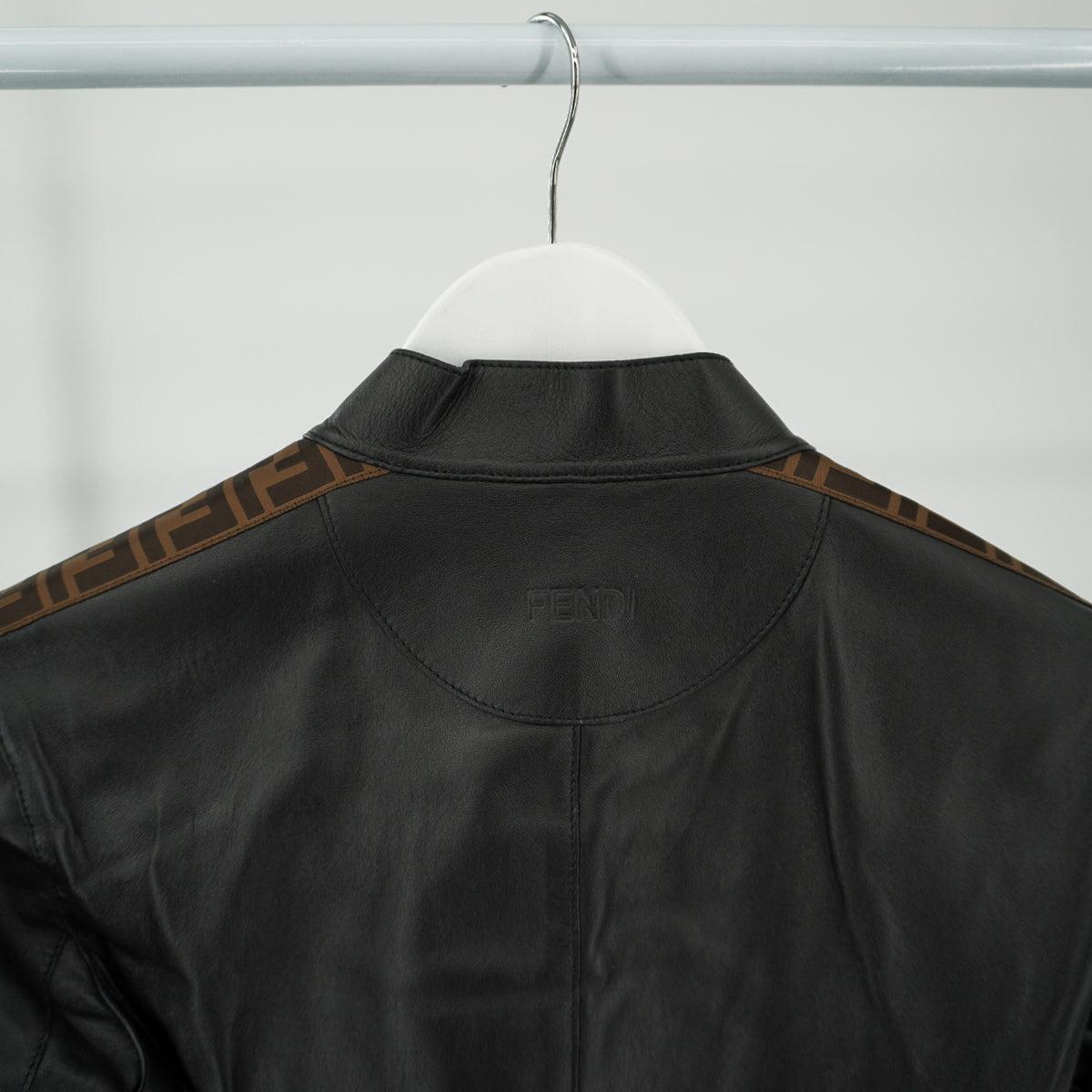 Fendi Jacket Lamb Leather in Fogme Black - Size 42/16