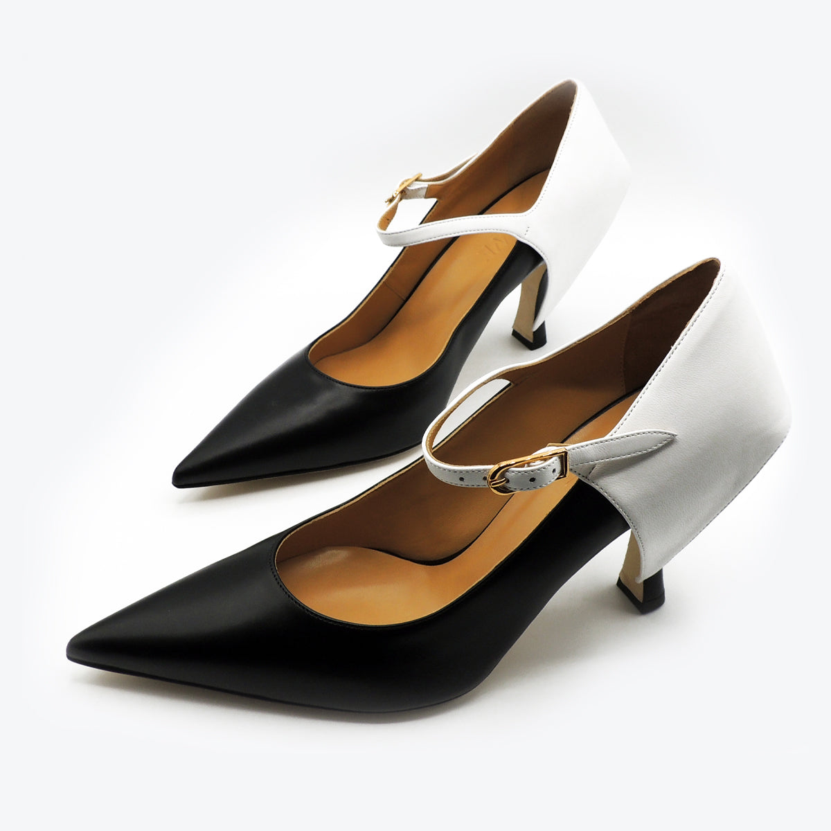 Loewe Cape Two-Tone Pumps IT 39 / UK 6 black/white