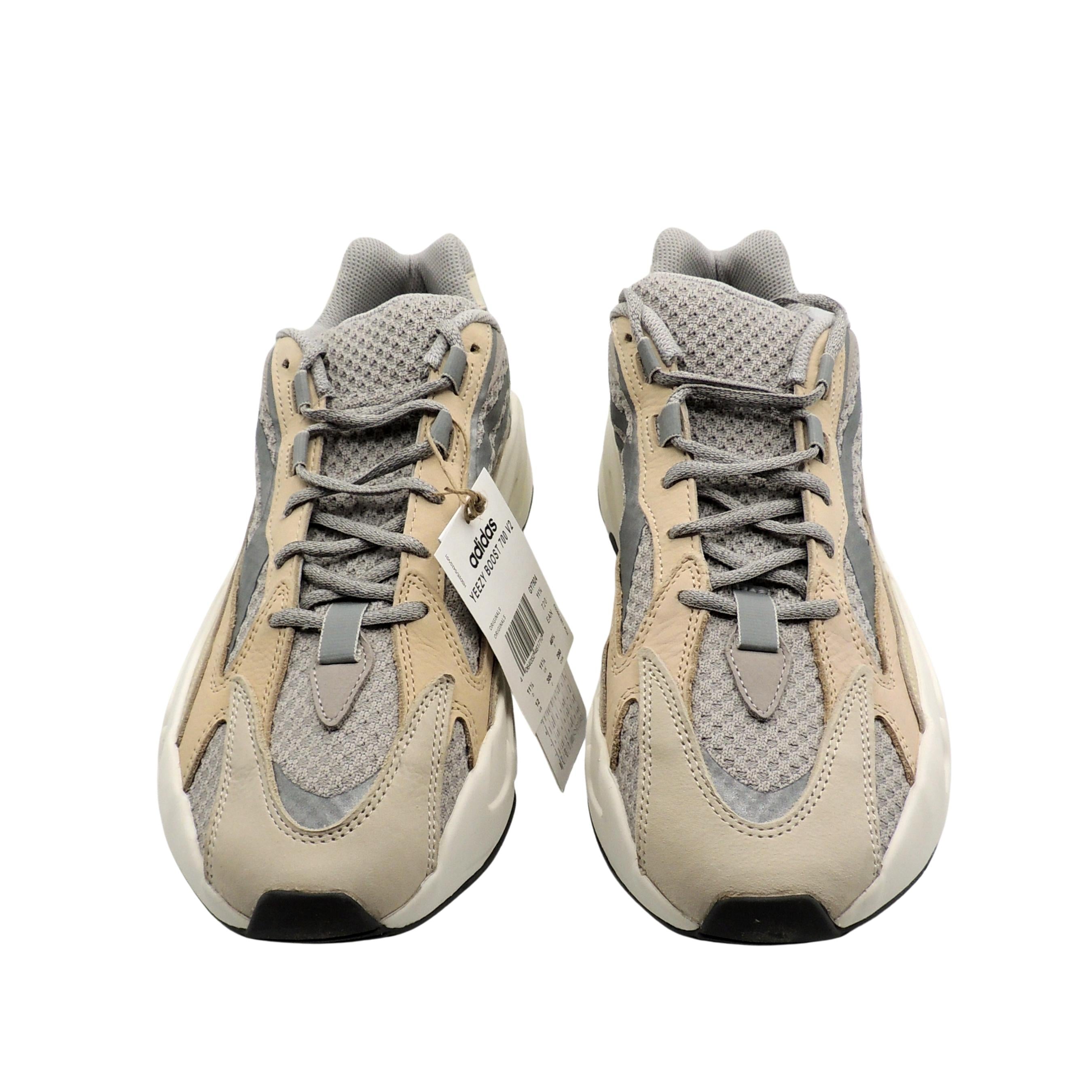 Yeezy x Adidas Boost 700 V2 Cream size UK 11.5