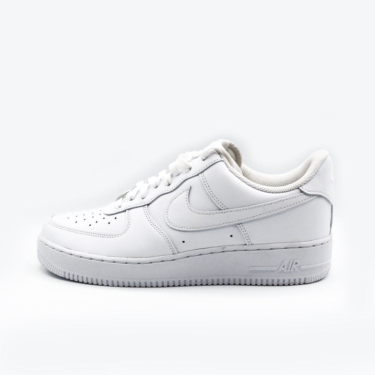 Nike Air Force 1 '07  Trainers in White