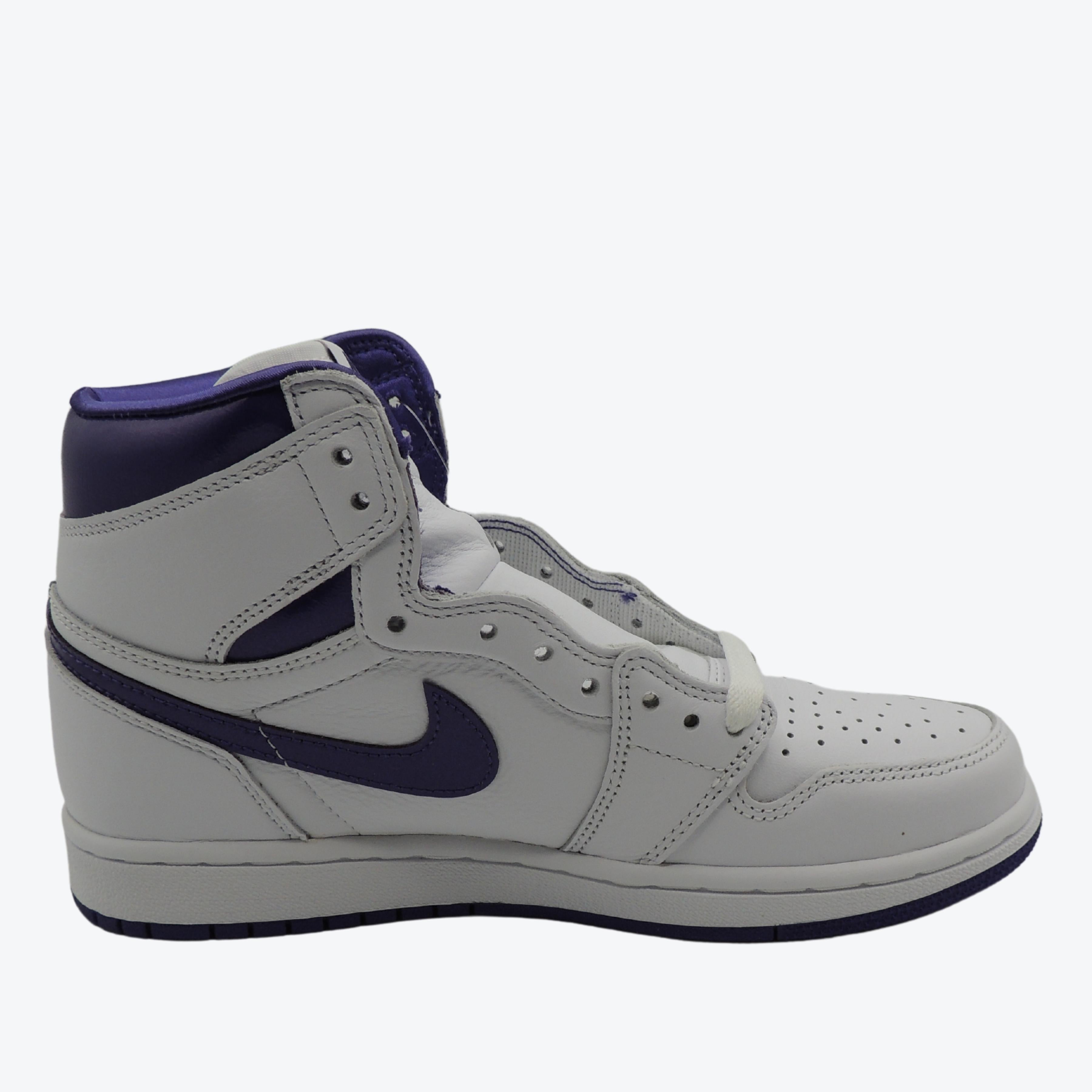 Nike Air Jordan 1 High OG in White/Curt Purple UK 4.5