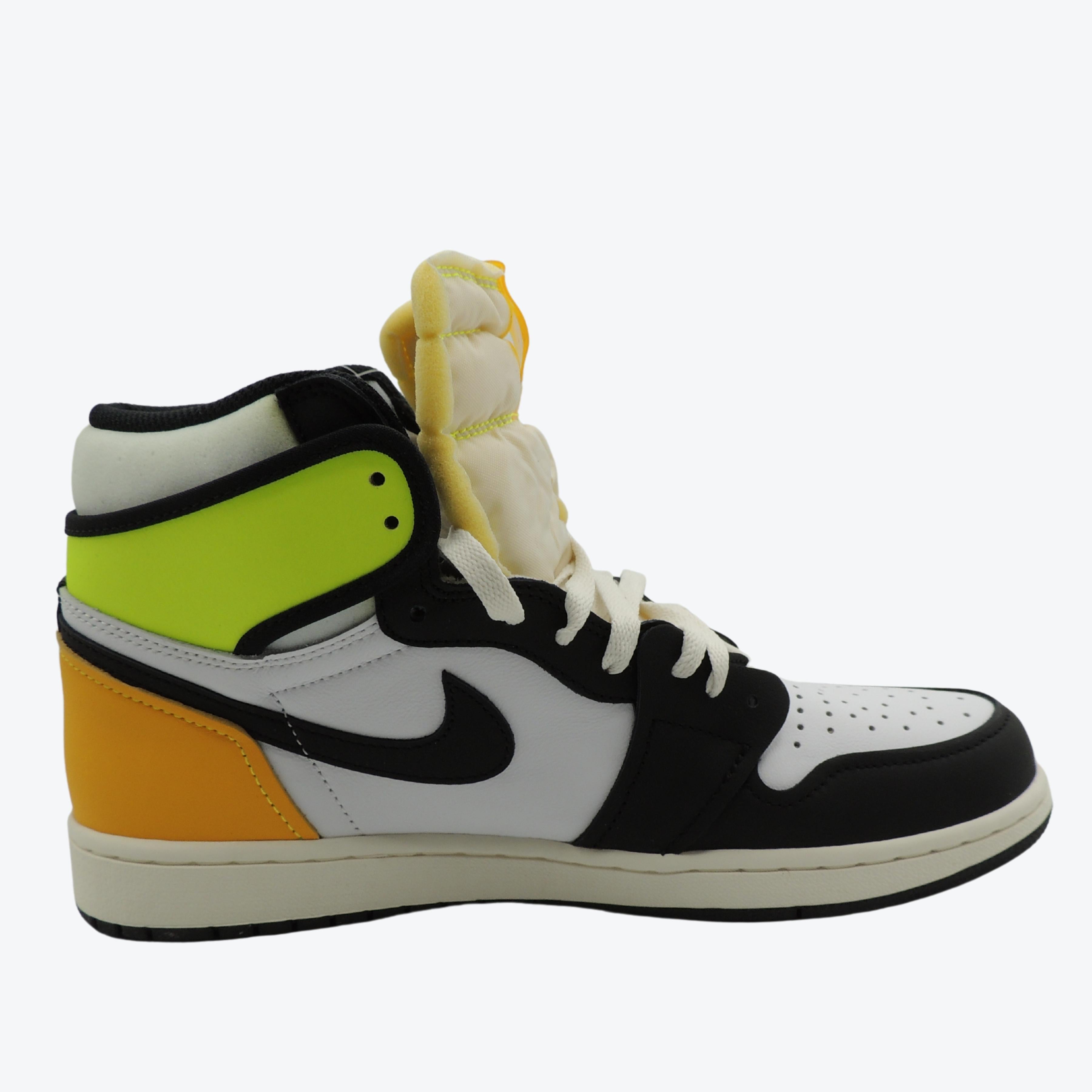 Nike Air Jordan 1 Retro High OG in White/Black Volt University Gold